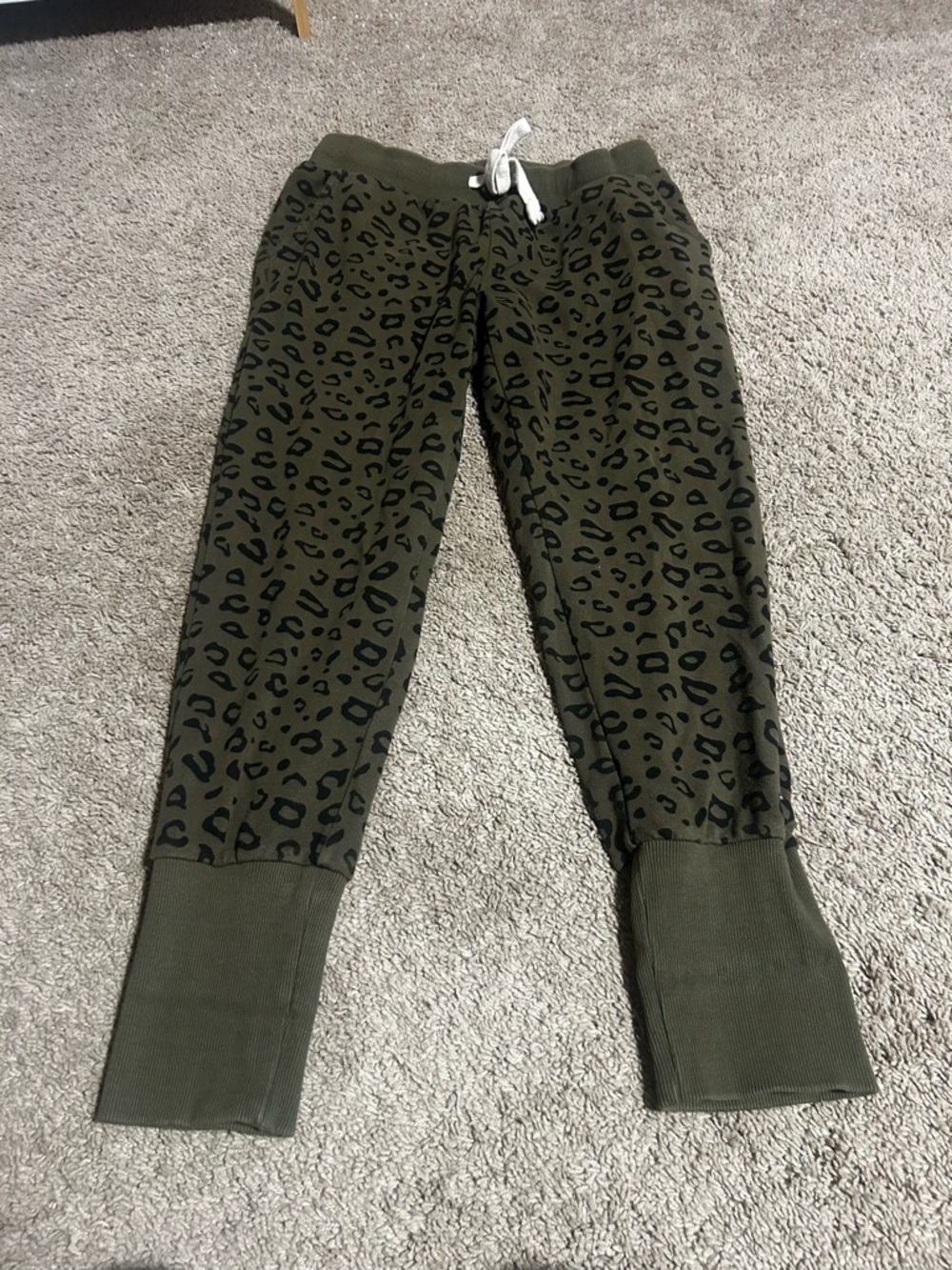 Ampersand Olive Green Leopard Print Joggers size large